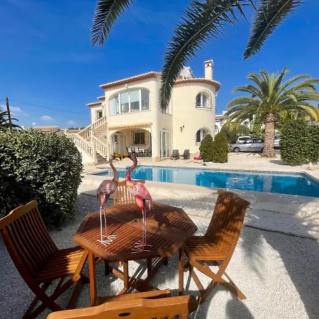 Strelitzia With Private Pool & Amazing View